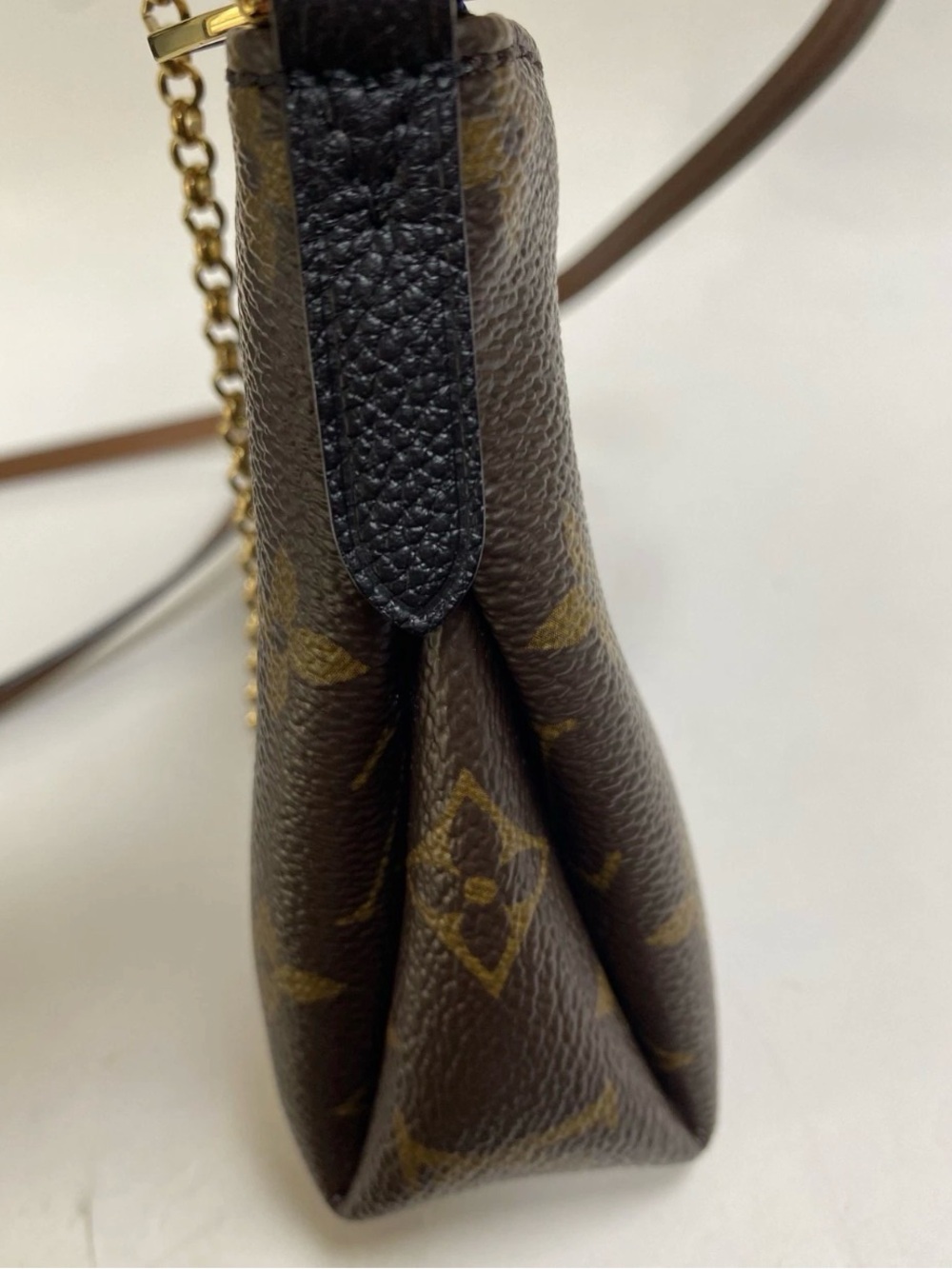 Louis Vuitton Pallas Mini Crossbody - COA- NWOT - Picture 8 of 13